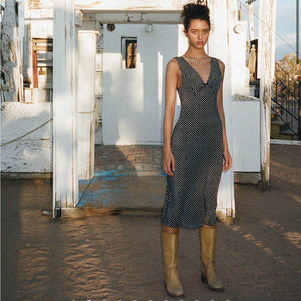 The Stephanie in Paradiso Noir
